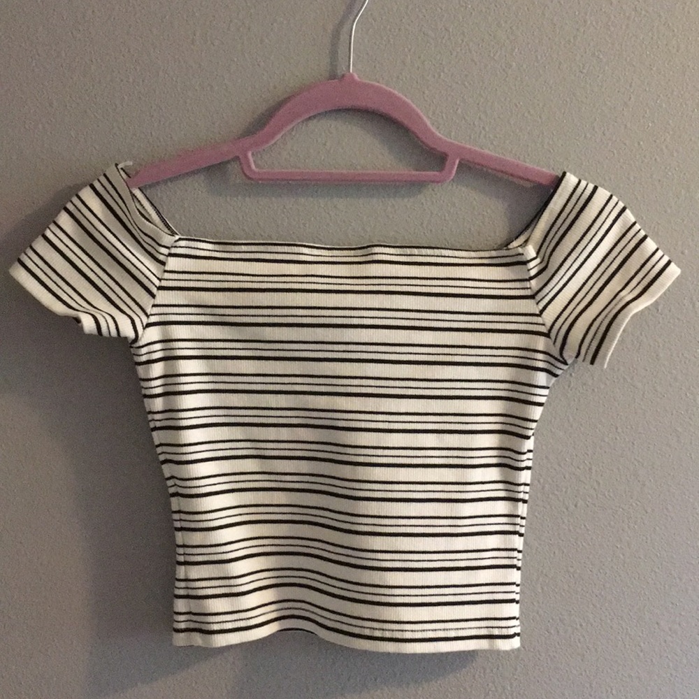 Black and white striped t shirt